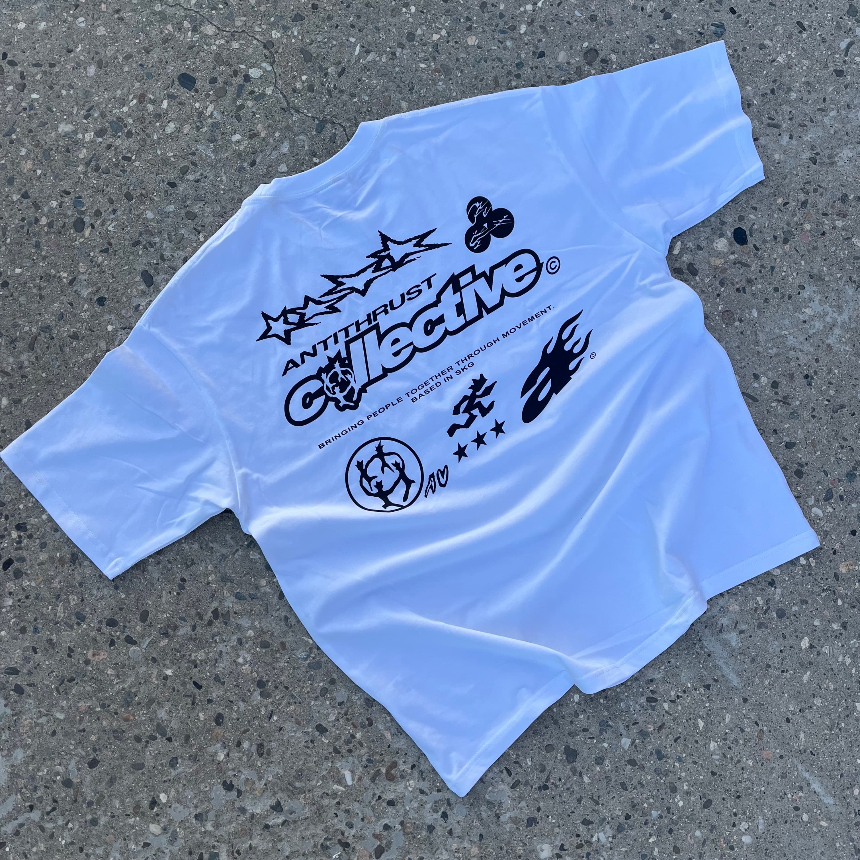 COLLECTIVE WHITE TEE - back view